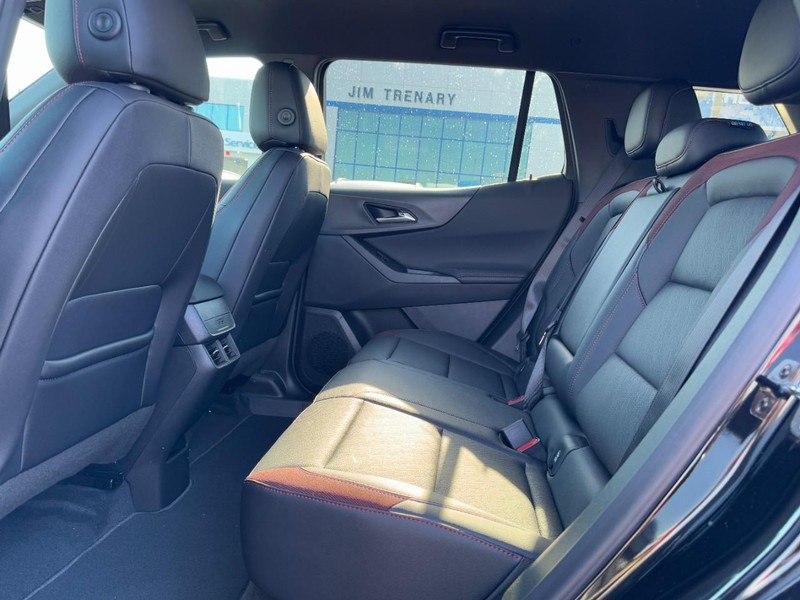 Chevrolet Equinox Vehicle Image 08