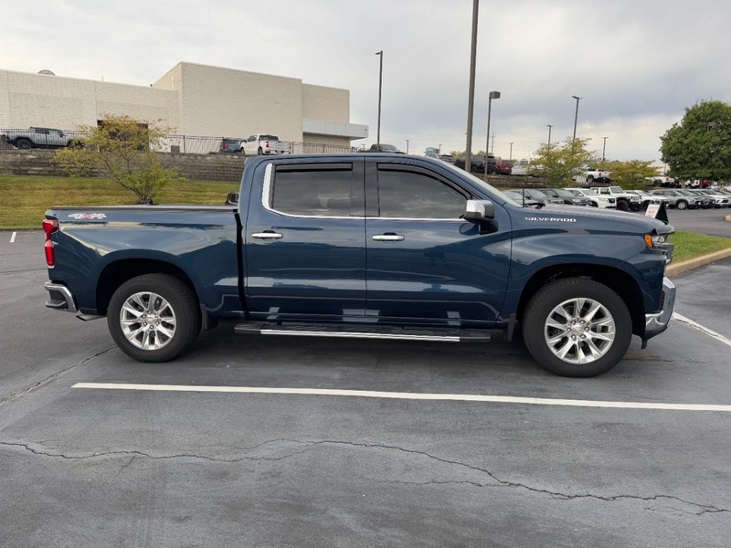 Chevrolet Silverado 1500 Vehicle Image 04