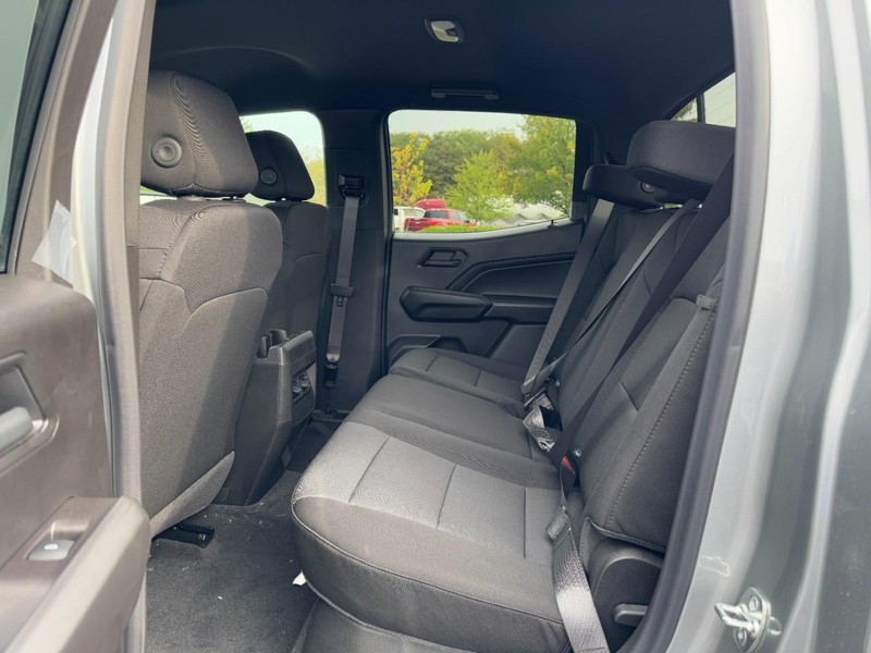 Chevrolet Colorado Vehicle Image 07