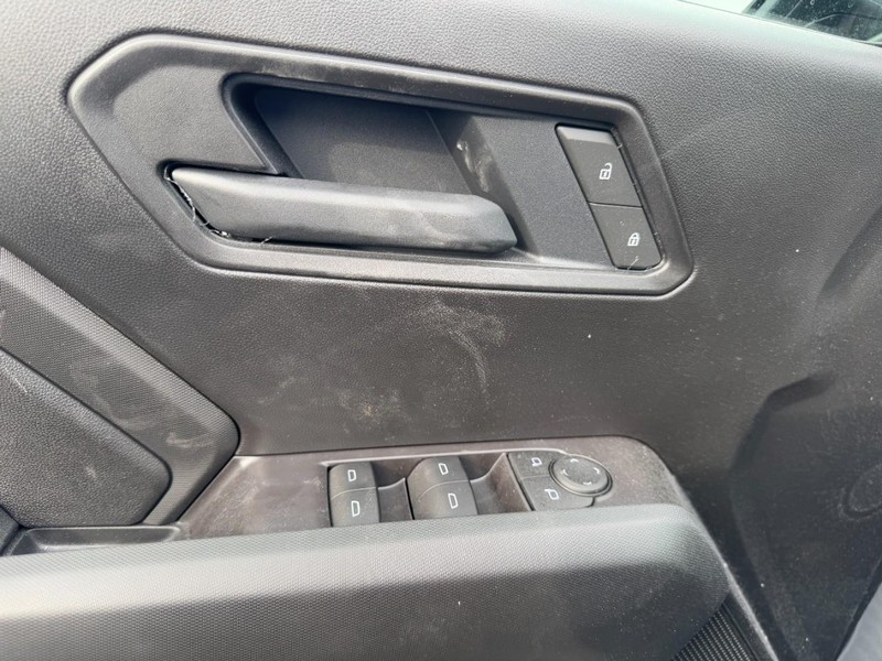 Chevrolet Colorado Vehicle Image 10