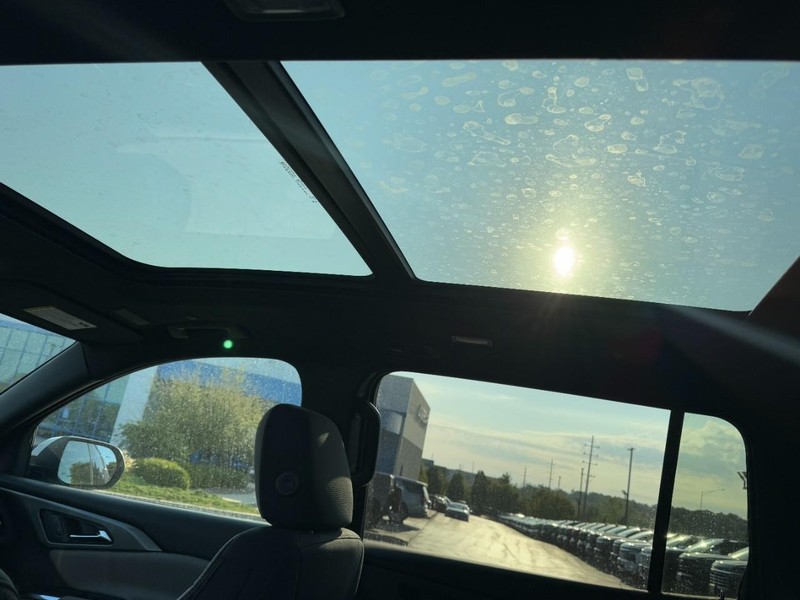 Chevrolet Traverse Vehicle Image 08