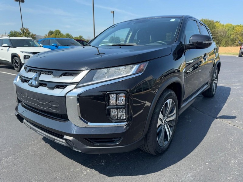 Mitsubishi Outlander Sport Vehicle Image 08