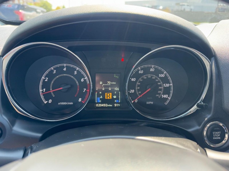 Mitsubishi Outlander Sport Vehicle Image 23