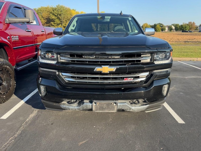 Chevrolet Silverado 1500 Vehicle Image 02