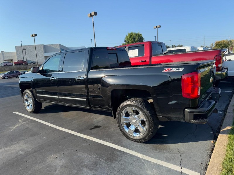 Chevrolet Silverado 1500 Vehicle Image 03
