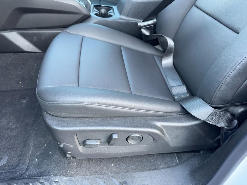 Chevrolet Colorado Vehicle Image 10