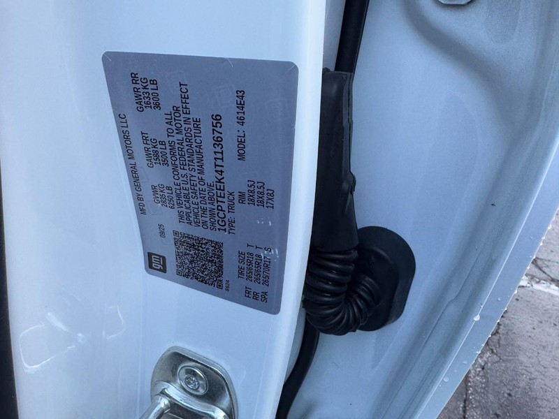 Chevrolet Colorado Vehicle Image 19