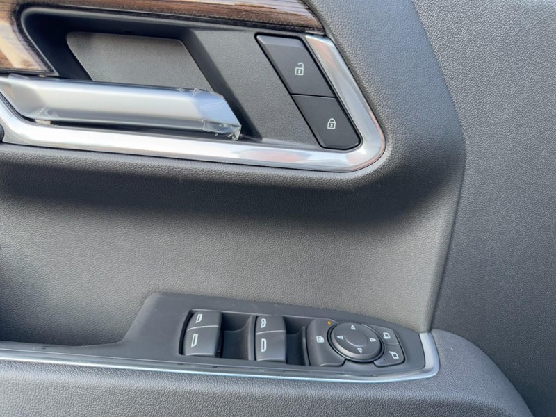 Chevrolet Silverado 1500 Vehicle Image 10