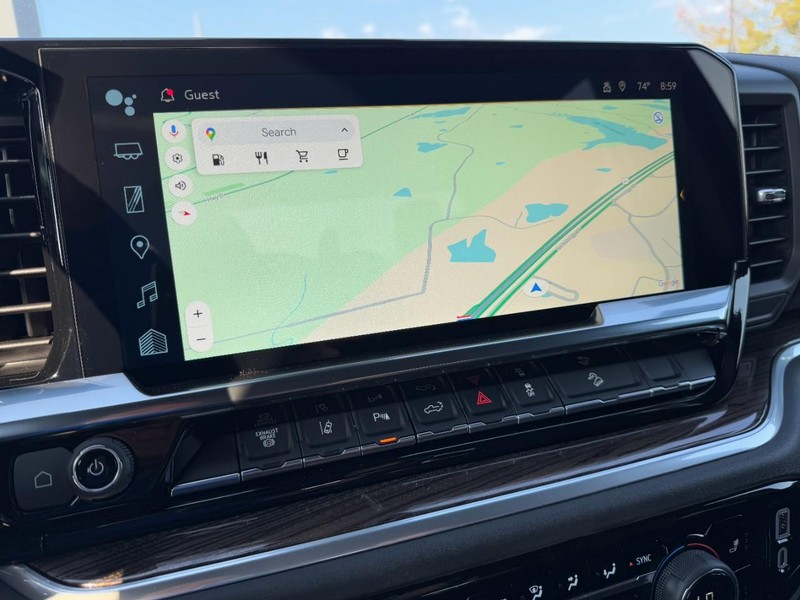 Chevrolet Silverado 2500HD Vehicle Image 16