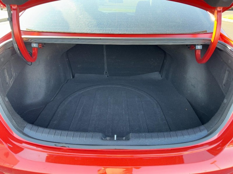 Kia Forte Vehicle Image 06