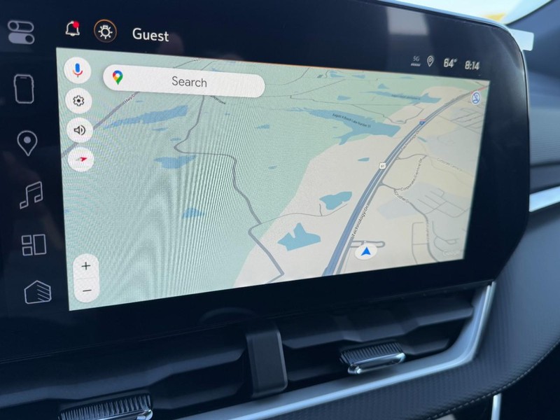 Chevrolet Equinox Vehicle Image 16