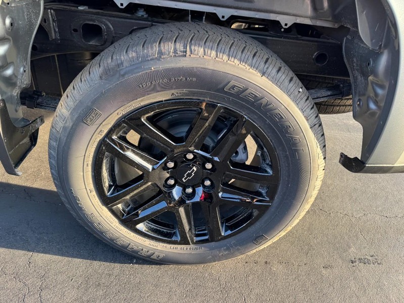 Chevrolet Silverado 1500 Vehicle Image 08