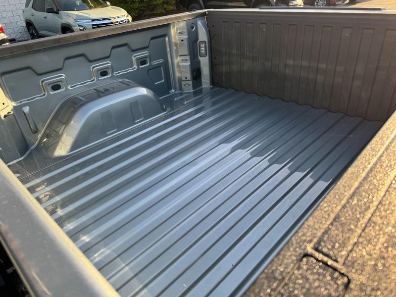 Chevrolet Silverado 1500 Vehicle Image 09