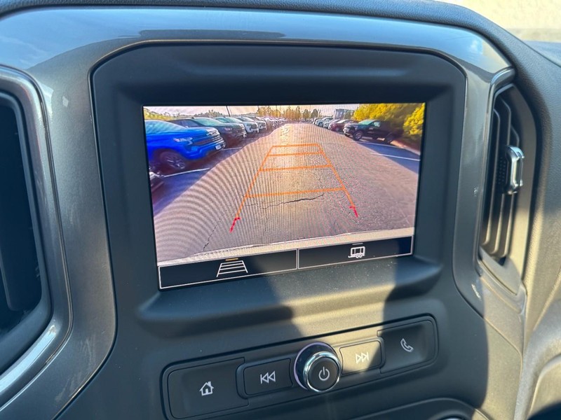 Chevrolet Silverado 1500 Vehicle Image 18