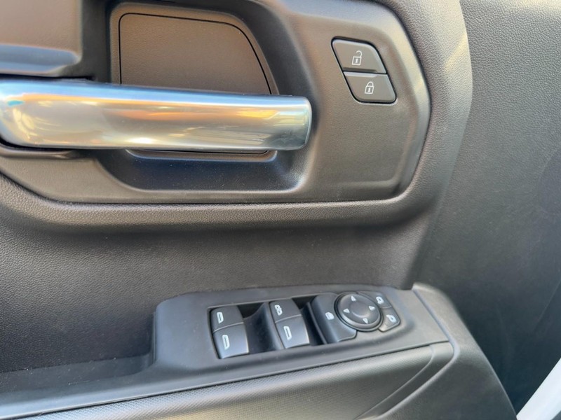 Chevrolet Silverado 1500 Vehicle Image 11