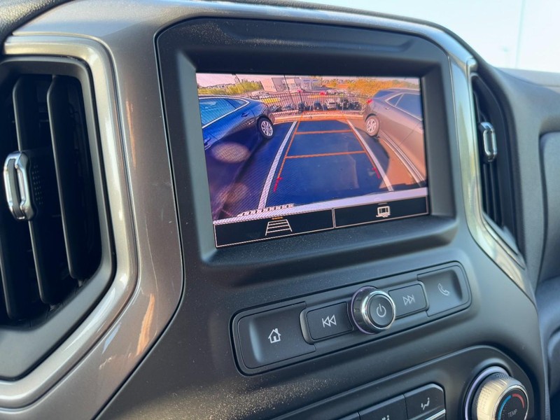 Chevrolet Silverado 1500 Vehicle Image 15