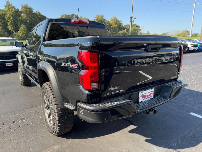 Chevrolet Colorado Vehicle Image 05
