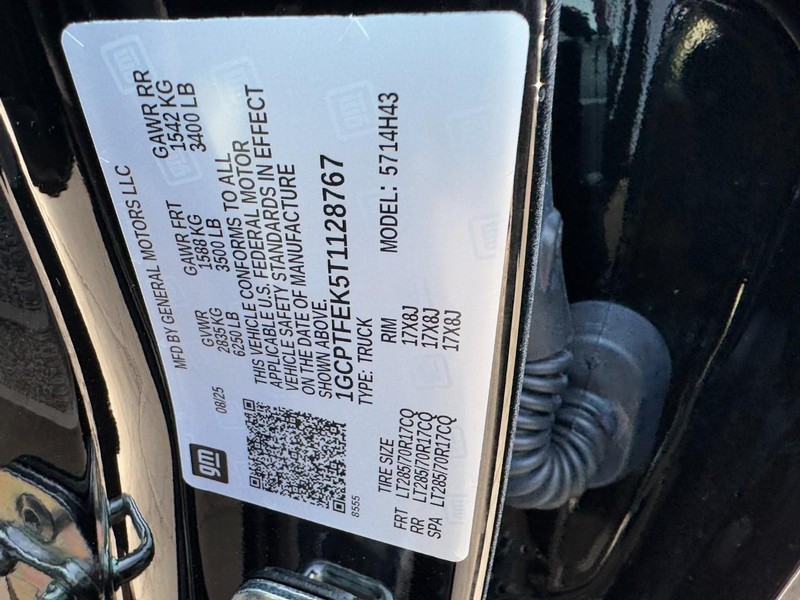 Chevrolet Colorado Vehicle Image 20