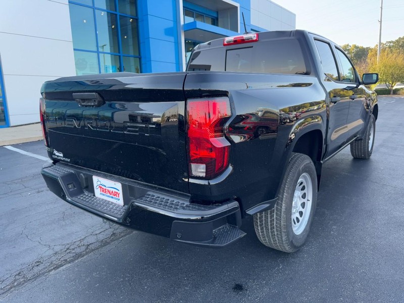 Chevrolet Colorado Vehicle Image 03