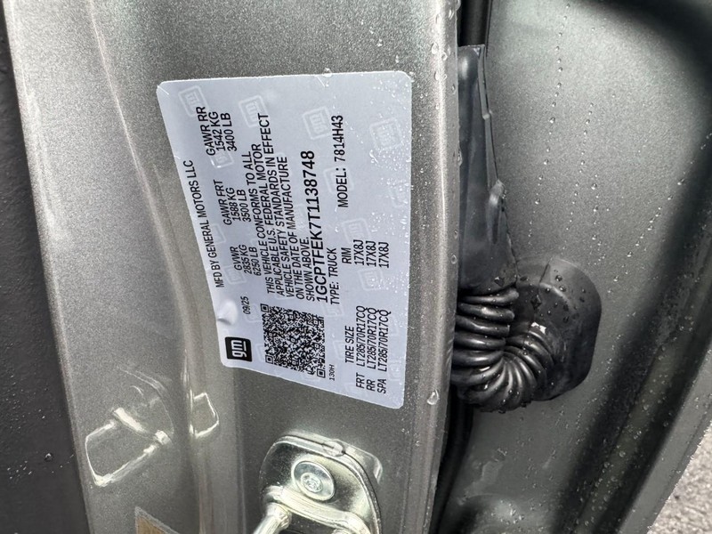 Chevrolet Colorado Vehicle Image 19