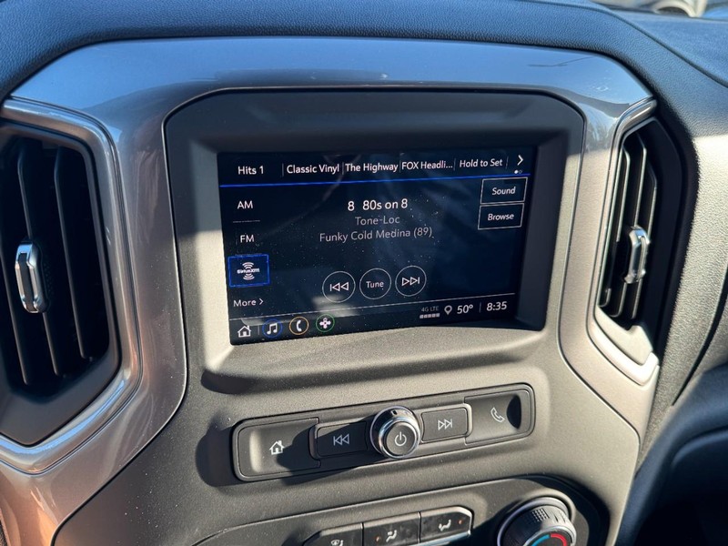 Chevrolet Silverado 1500 Vehicle Image 15