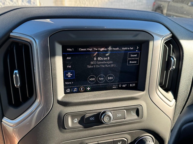 Chevrolet Silverado 1500 Vehicle Image 14