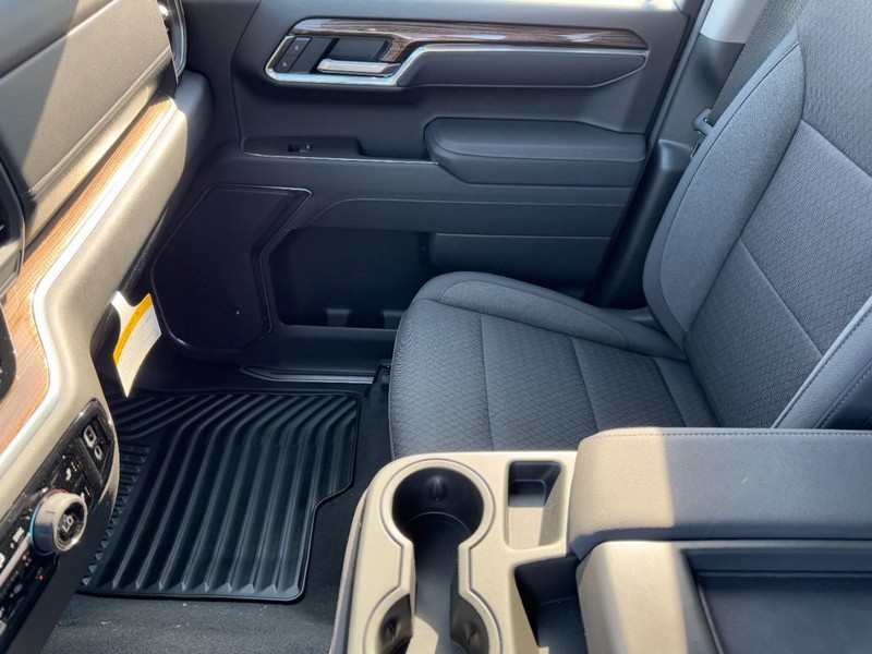 Chevrolet Silverado 1500 Vehicle Image 10