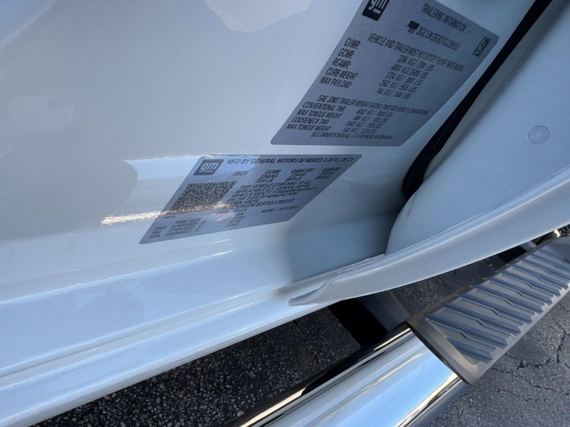 Chevrolet Silverado 1500 Vehicle Image 21