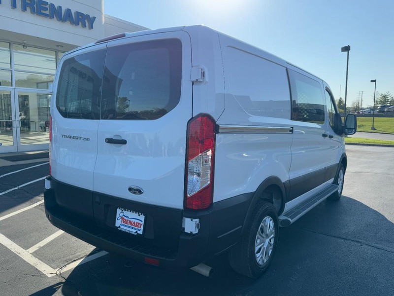 Ford Transit Cargo Van Vehicle Image 03