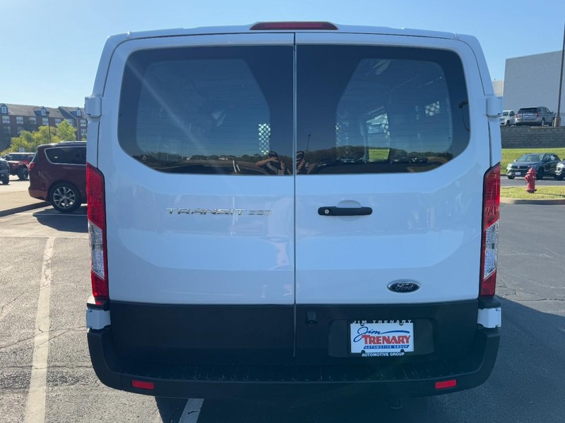 Ford Transit Cargo Van Vehicle Image 04
