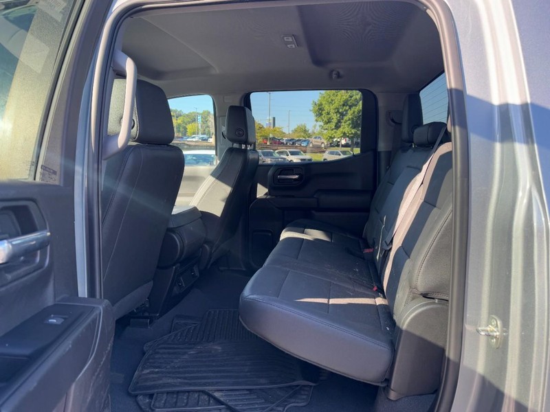 Chevrolet Silverado 1500 Vehicle Image 10