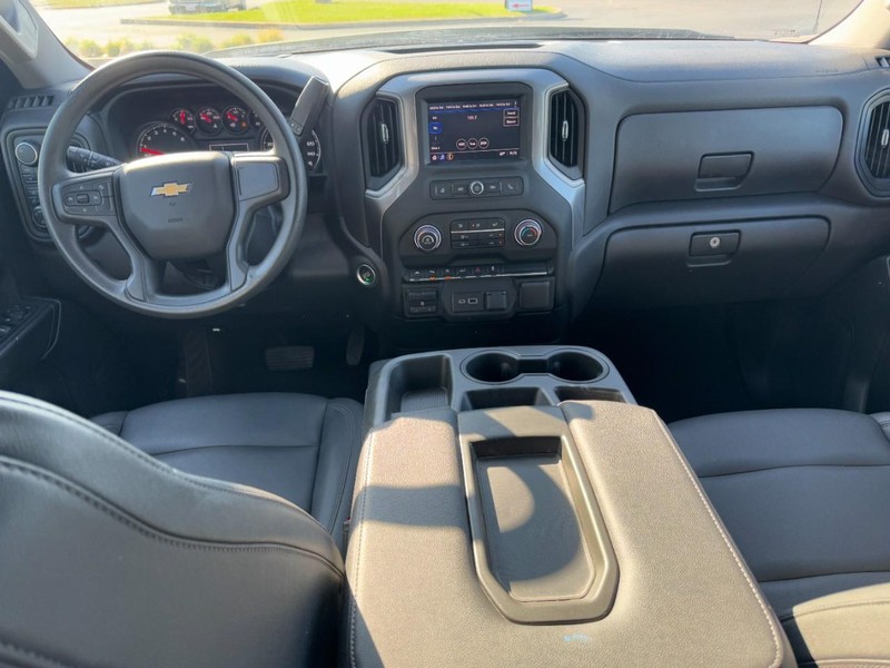 Chevrolet Silverado 1500 Vehicle Image 11