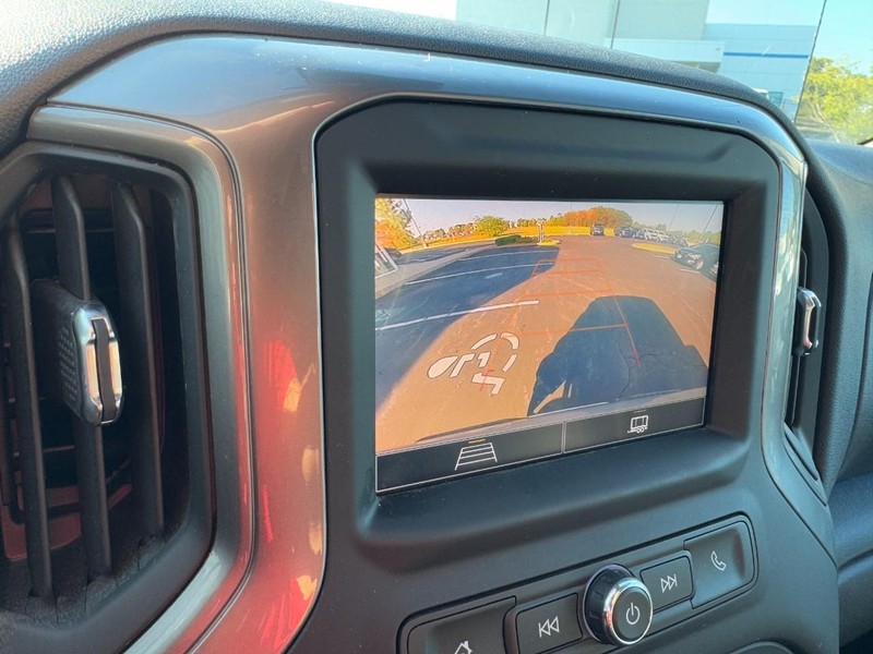 Chevrolet Silverado 1500 Vehicle Image 20