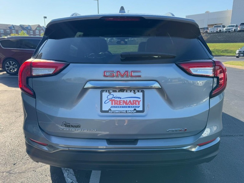 GMC Terrain Vehicle Image 04