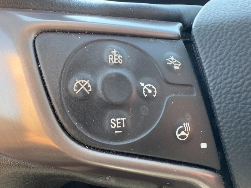 GMC Terrain Vehicle Image 16