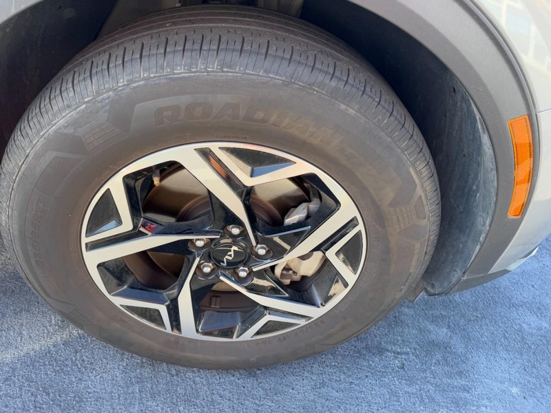 Kia Sportage Vehicle Image 05