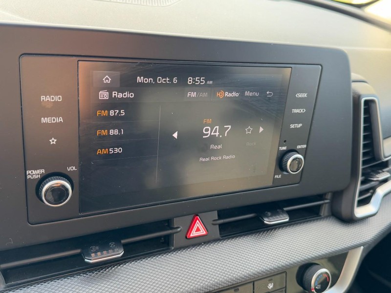 Kia Sportage Vehicle Image 19