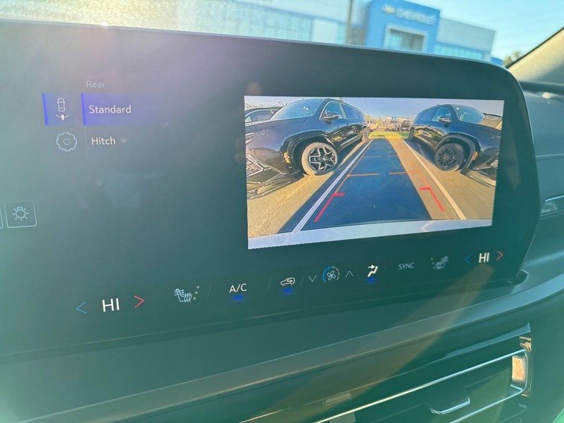 Chevrolet Traverse Vehicle Image 17