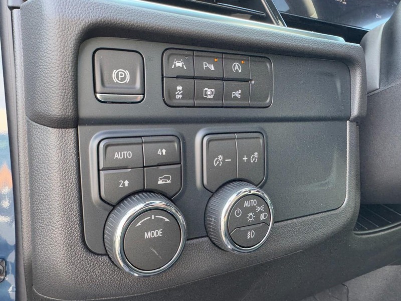 Chevrolet Tahoe Vehicle Image 09