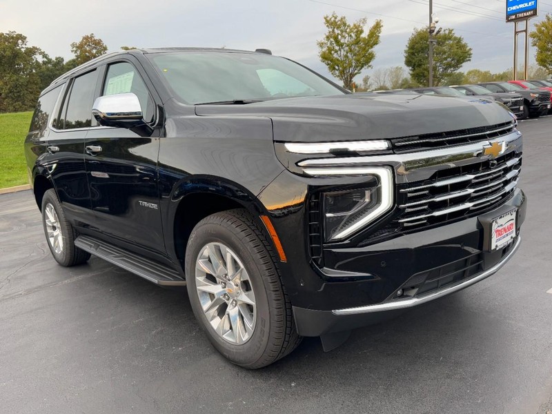 Chevrolet Tahoe Vehicle Image 02