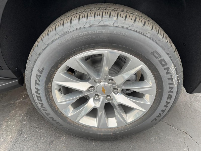 Chevrolet Tahoe Vehicle Image 06