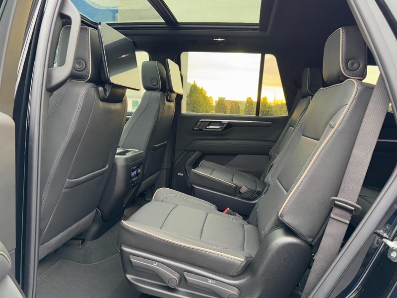 Chevrolet Tahoe Vehicle Image 07