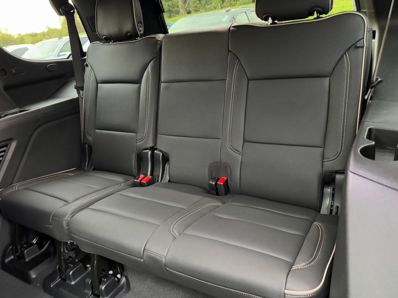 Chevrolet Tahoe Vehicle Image 10