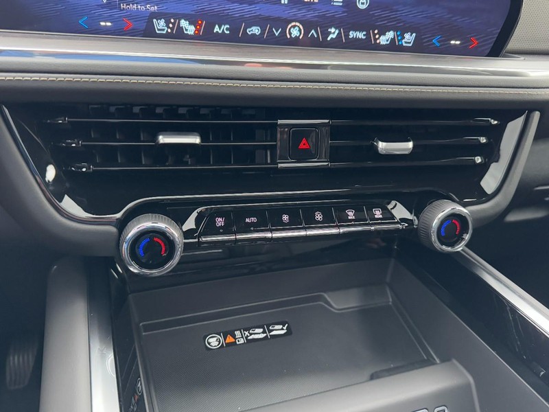 Chevrolet Tahoe Vehicle Image 16