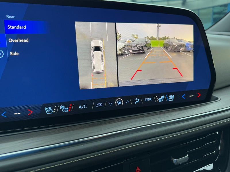 Chevrolet Tahoe Vehicle Image 19