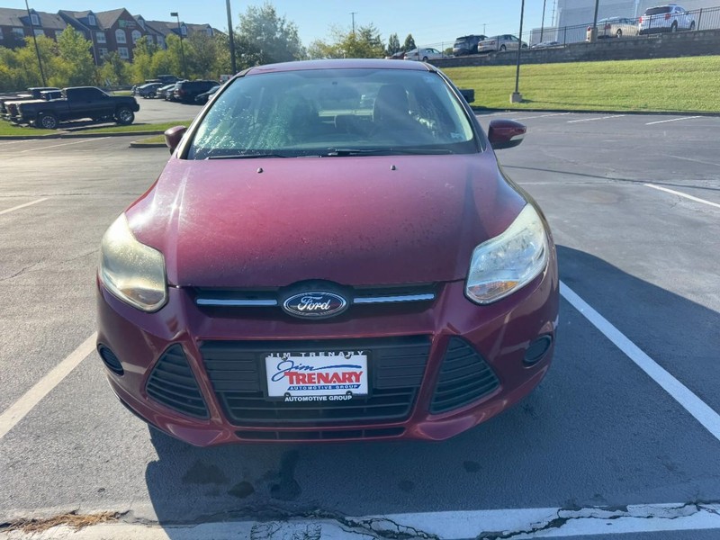Ford Focus Vehicle Image 02