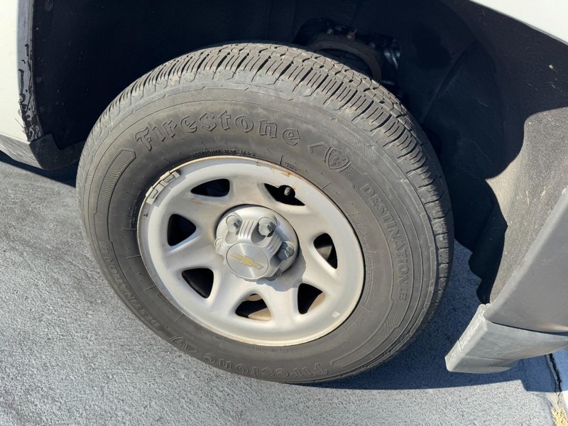 Chevrolet Silverado 1500 Vehicle Image 05
