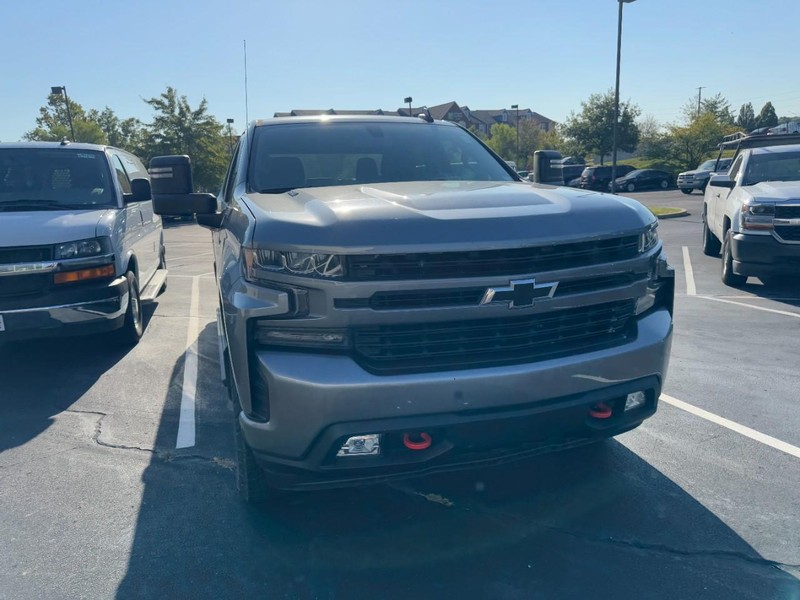 Chevrolet Silverado 1500 Vehicle Image 03