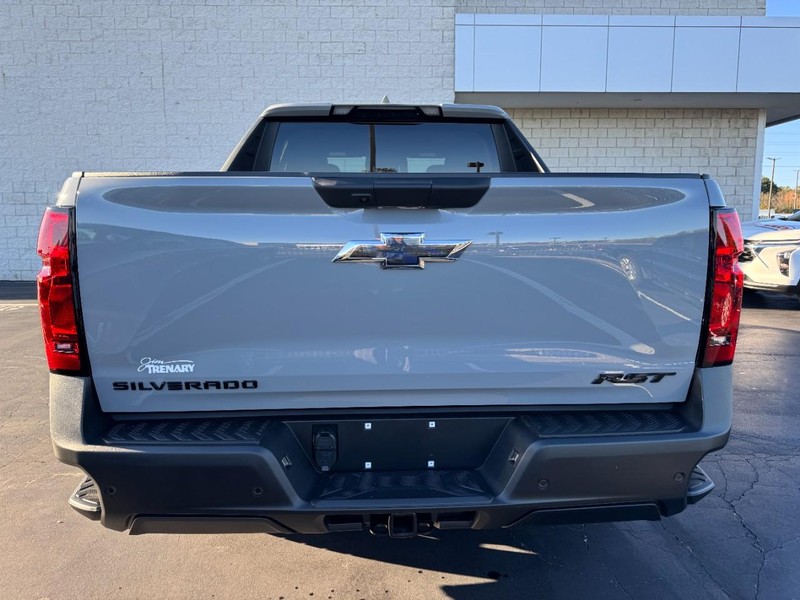 Chevrolet Silverado EV Vehicle Image 04