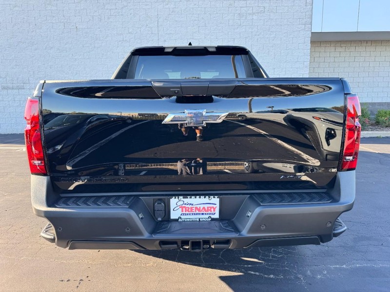 Chevrolet Silverado EV Vehicle Image 04